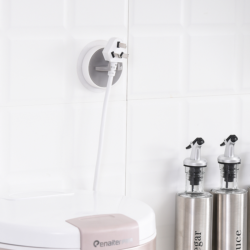 プラグホルダー