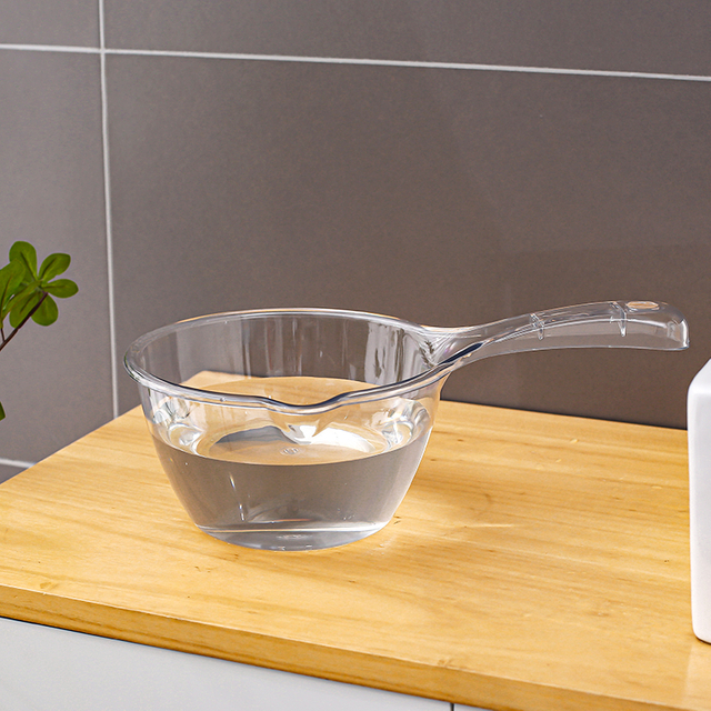 プラスチック透明ベイラー